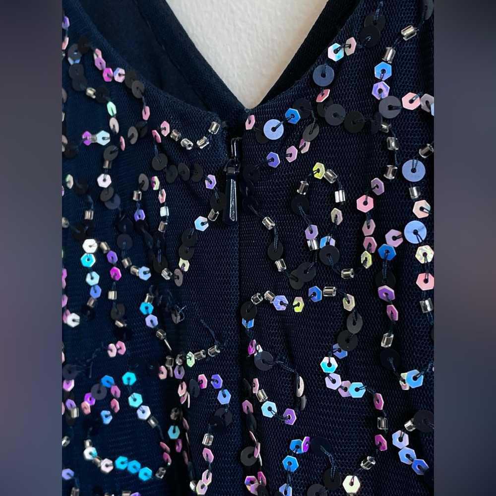 JULES AND CLEO V-Neck Allover Sequin Tank Sheath Dress NWT - 2 - Picture 8 of 15